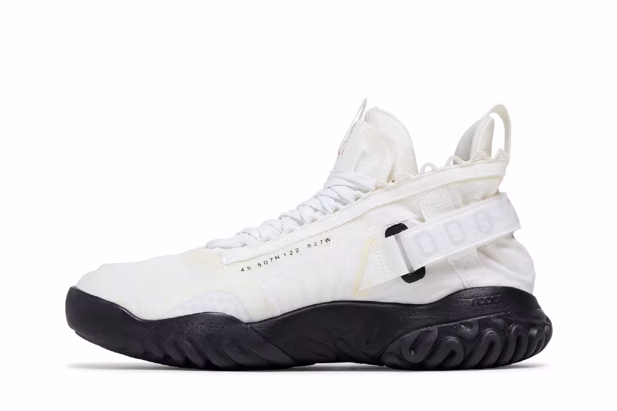 Air Jordan Proto React White Black, view 4