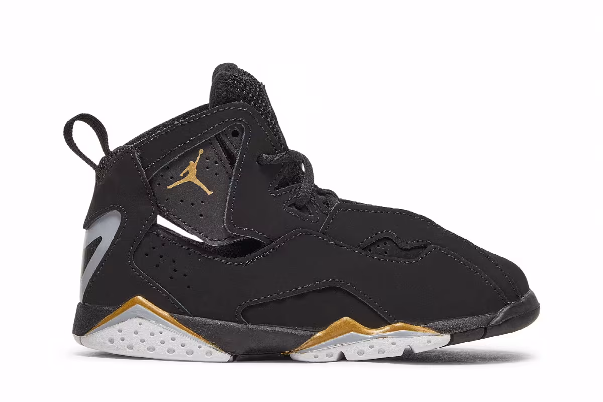 Air Jordan True Flight TD Black Metallic Gold 2019, view 2