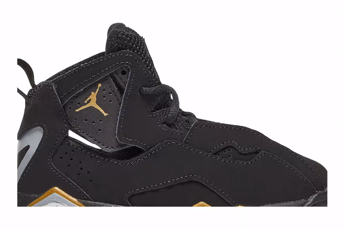 Air Jordan True Flight TD Black Metallic Gold 2019, view 3