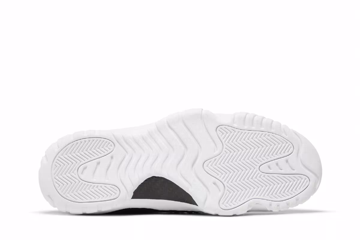 Air Jordan Future Low Black White 2018, view 5