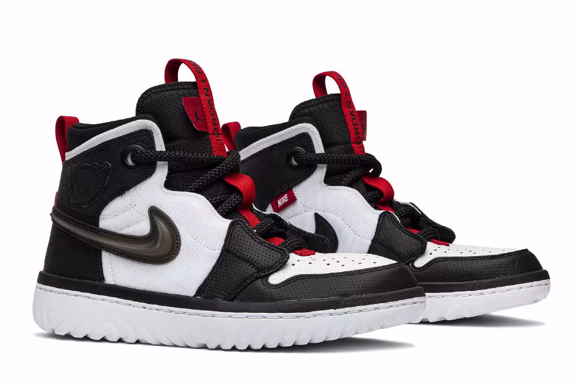 Air Jordan 1 React High Black White, view 9