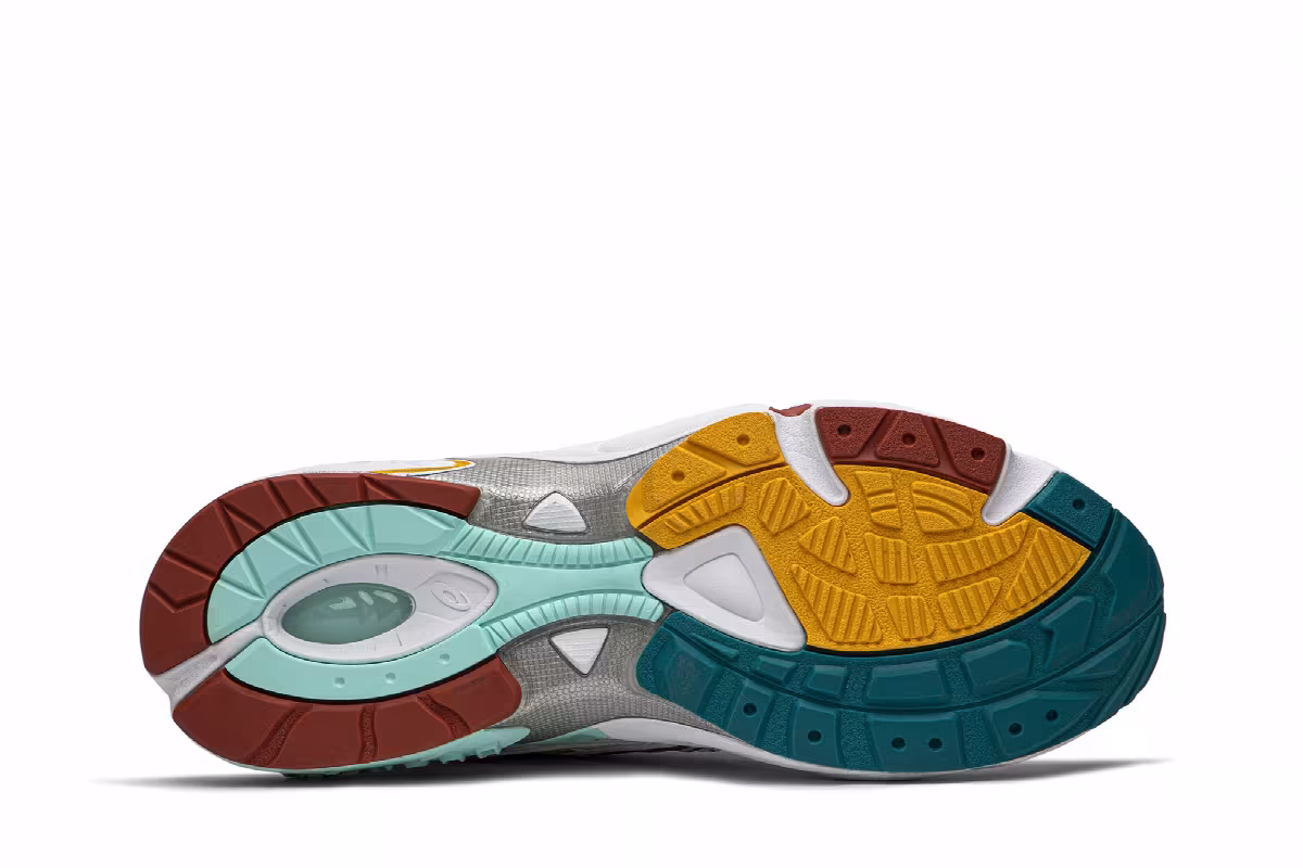 Ronnie Fieg x ASICS Gel Kayano 5 Oasis, view 5