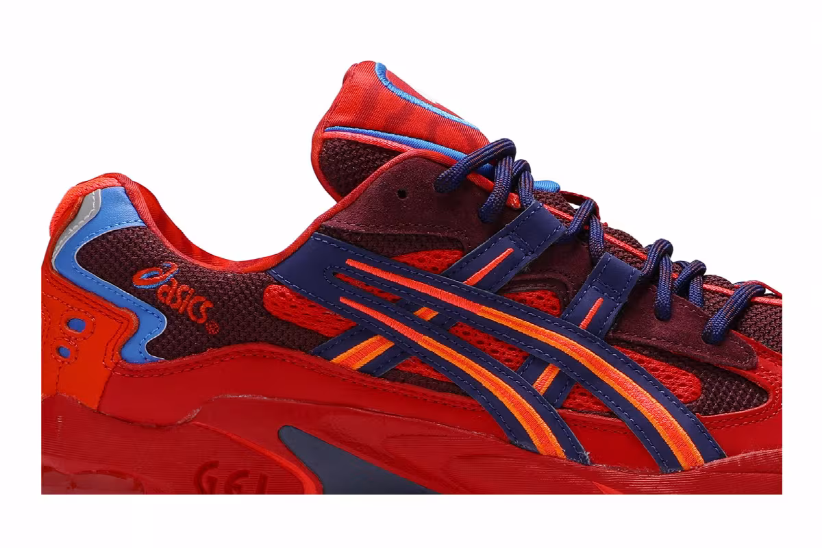 Vivienne Westwood x ASICS Gel Kayano 5 Classic Red, view 3