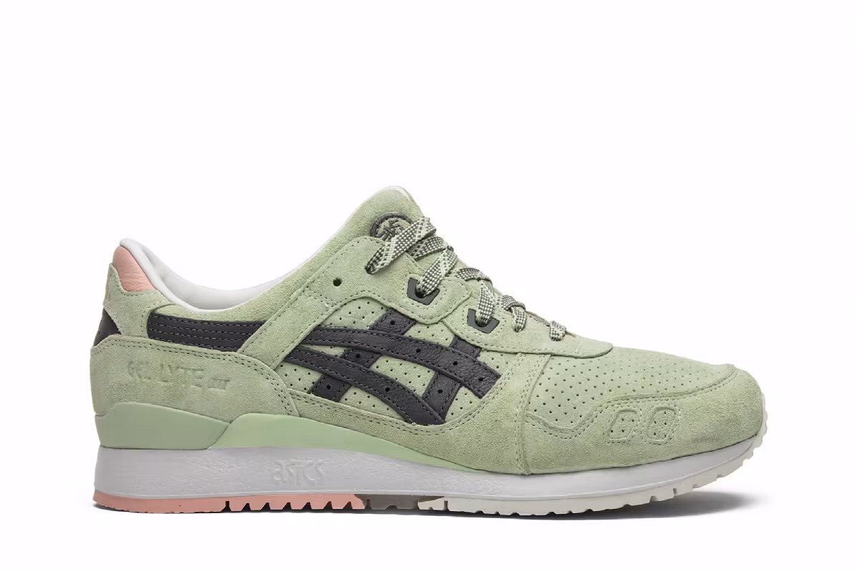 END x ASICS Gel Lyte 3 Wasabi Special Box, view 2