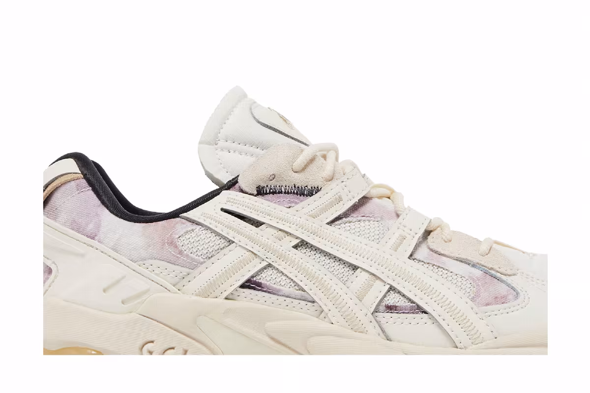 Re-Construction x ASICS Gel Kayano 5 Birch, view 3