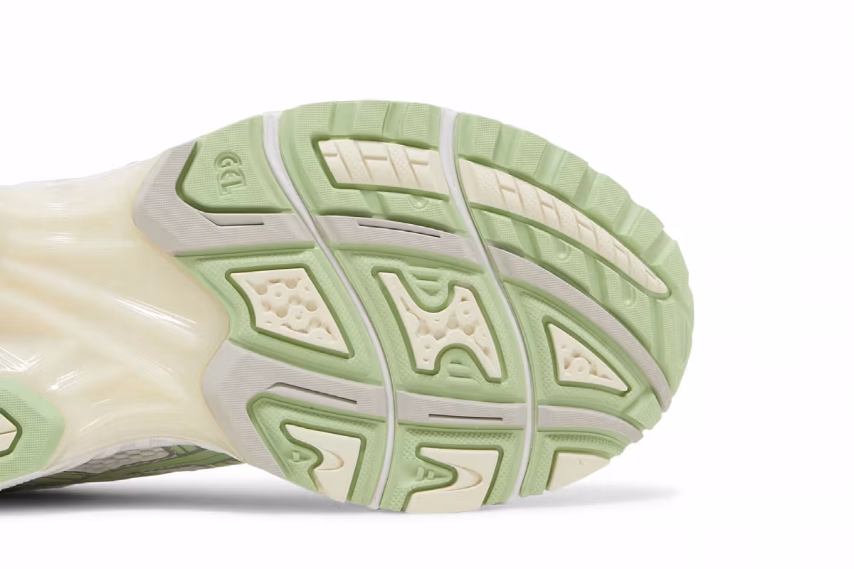 ASICS Women's Gel Kayano 14 White Jade, view 6