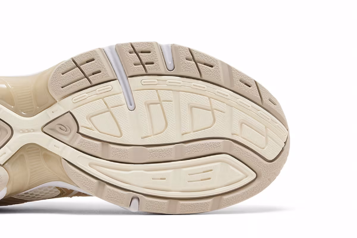ASICS Women's Gel 1130 Cream Champagne, view 6