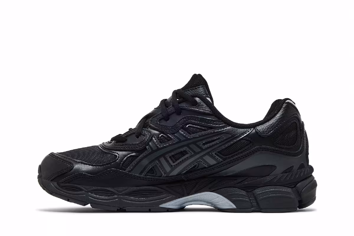 ASICS Gel NYC Triple Black, view 4