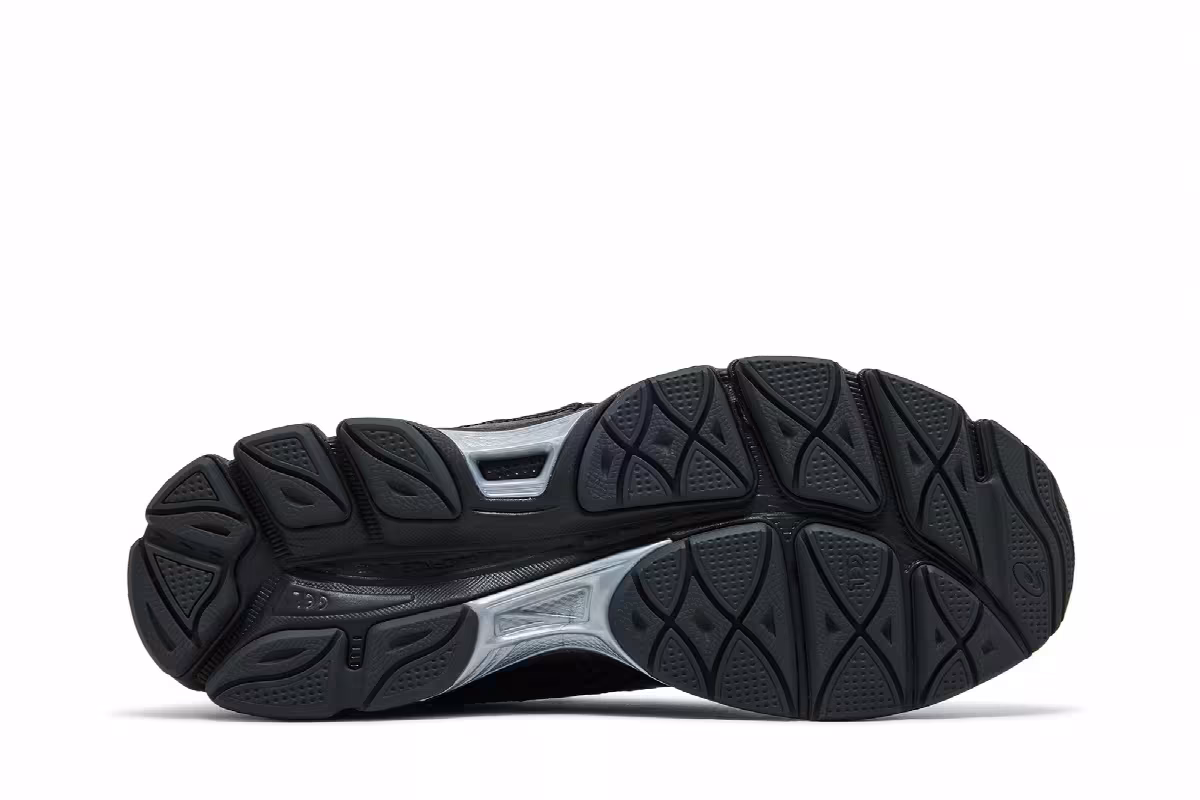 ASICS Gel NYC Triple Black, view 5