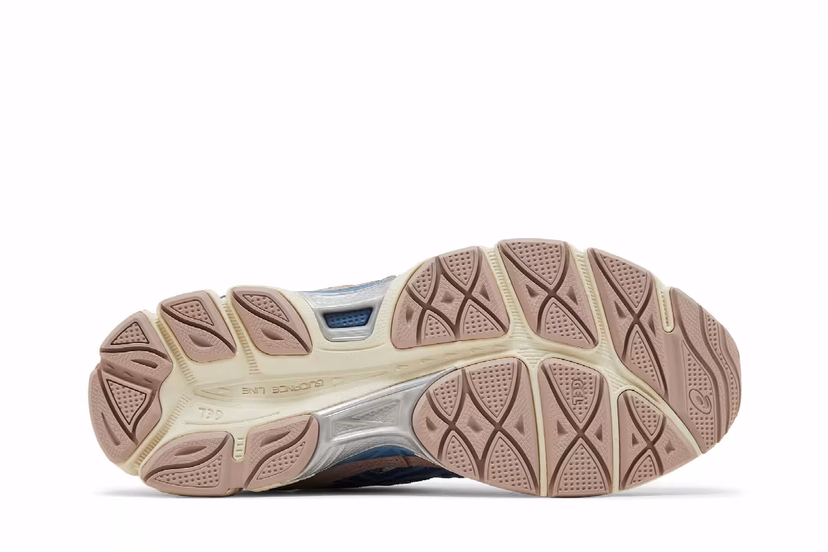 ASICS Women's Gel NYC Mauve Blue, view 5