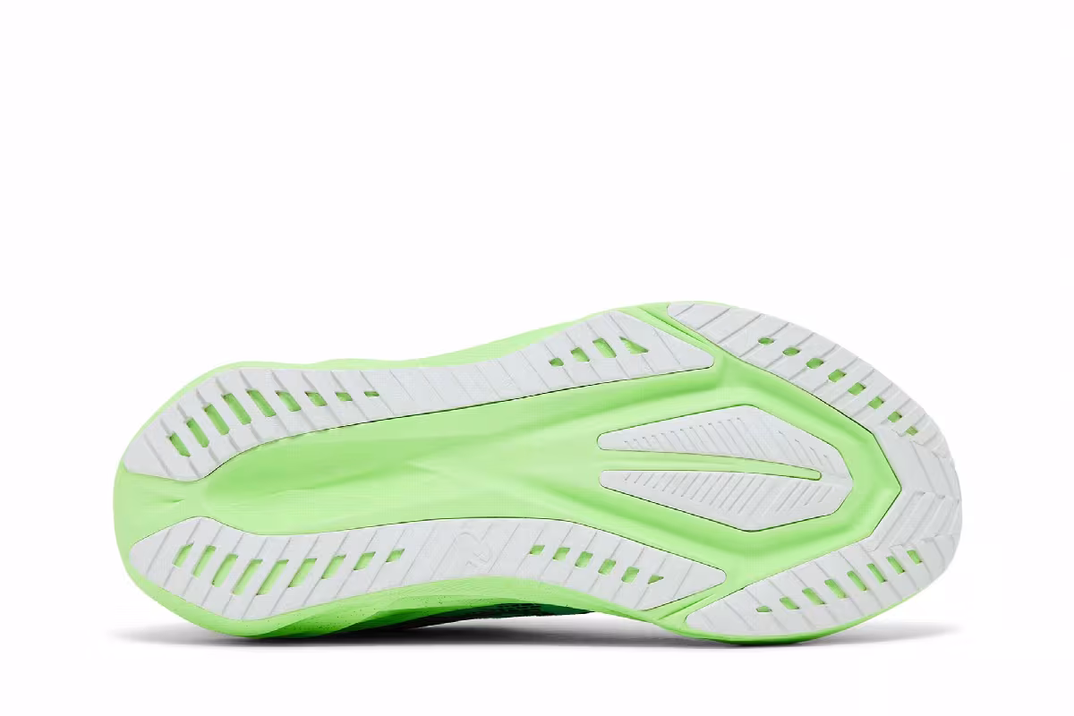 ASICS Novablast 5 Ekiden - Vital Green, view 5