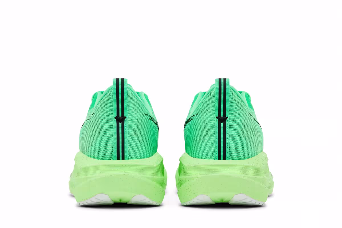 ASICS Novablast 5 Ekiden - Vital Green, view 7