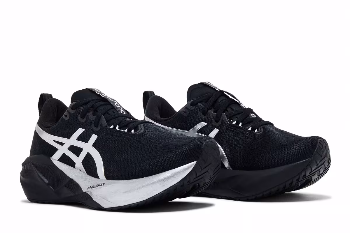 ASICS Women's Novablast 5 Platinum Platinum Black, view 9