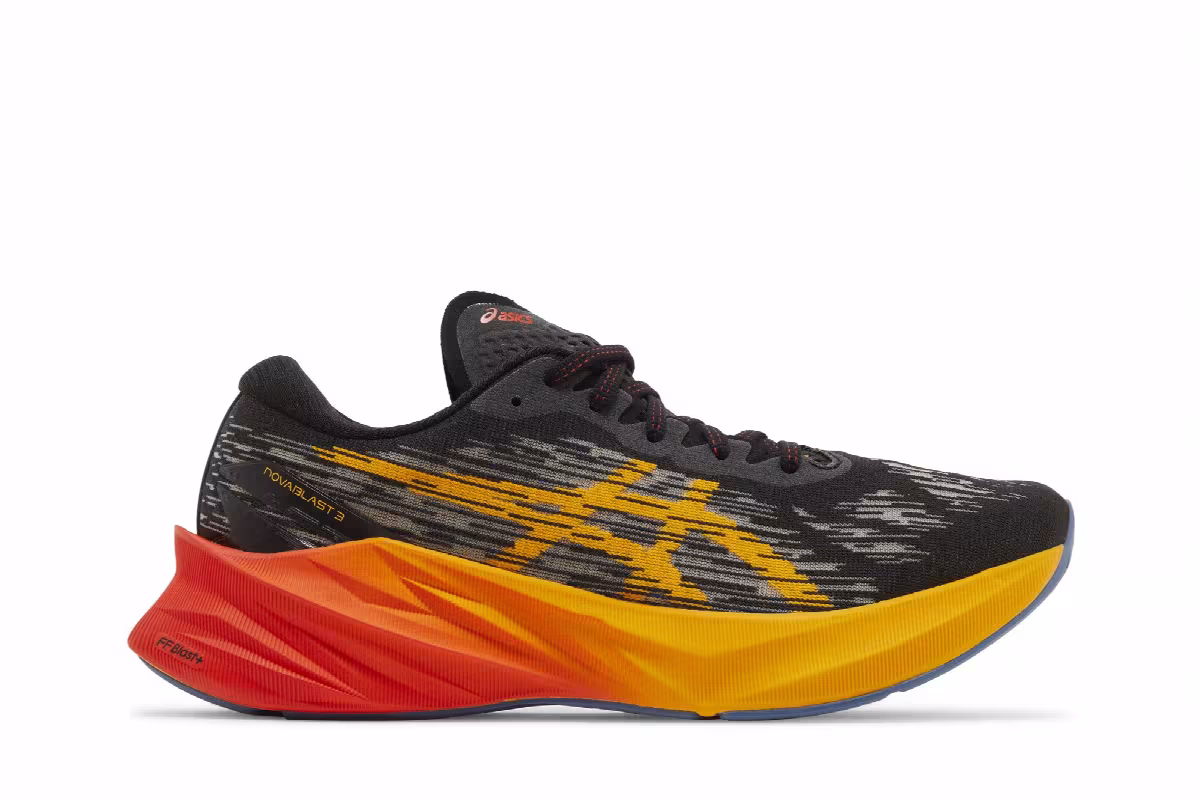 Asics Novablast 3 Black Orange, view 2