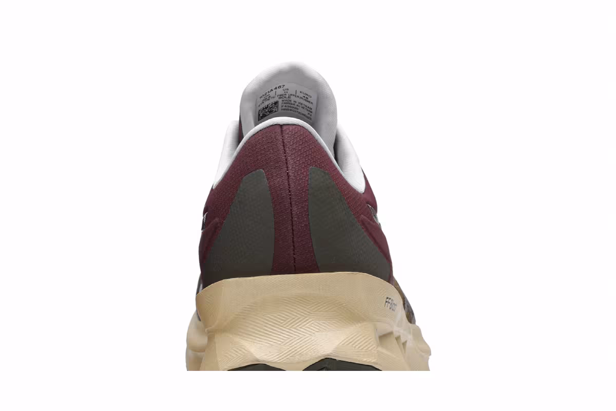 Asics Novablast Brown Burgundy, view 8