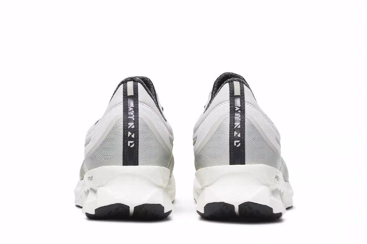 Asics Novablast Smoke Grey, view 7