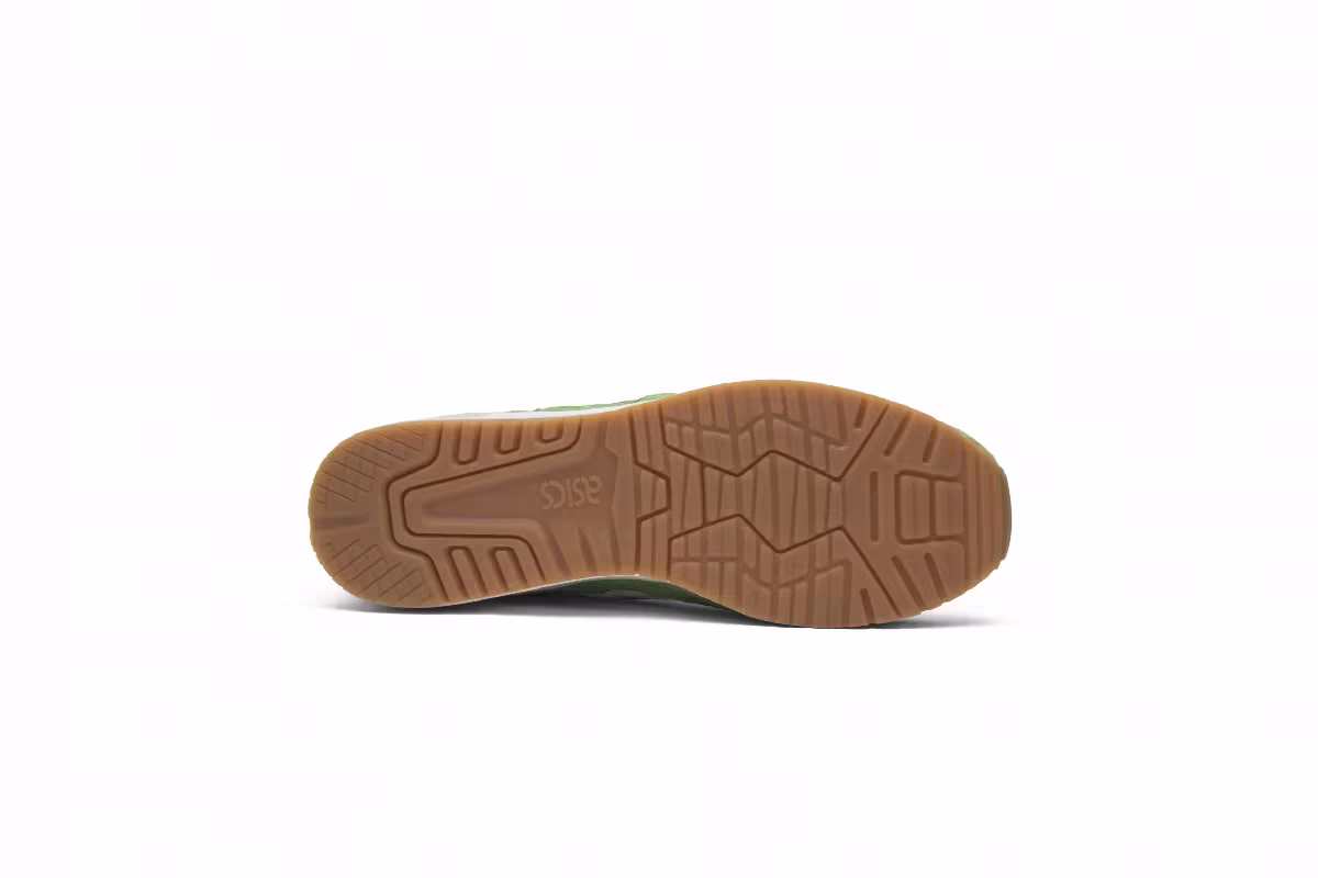 Concepts x ASICS Gel Respector Coca, view 5