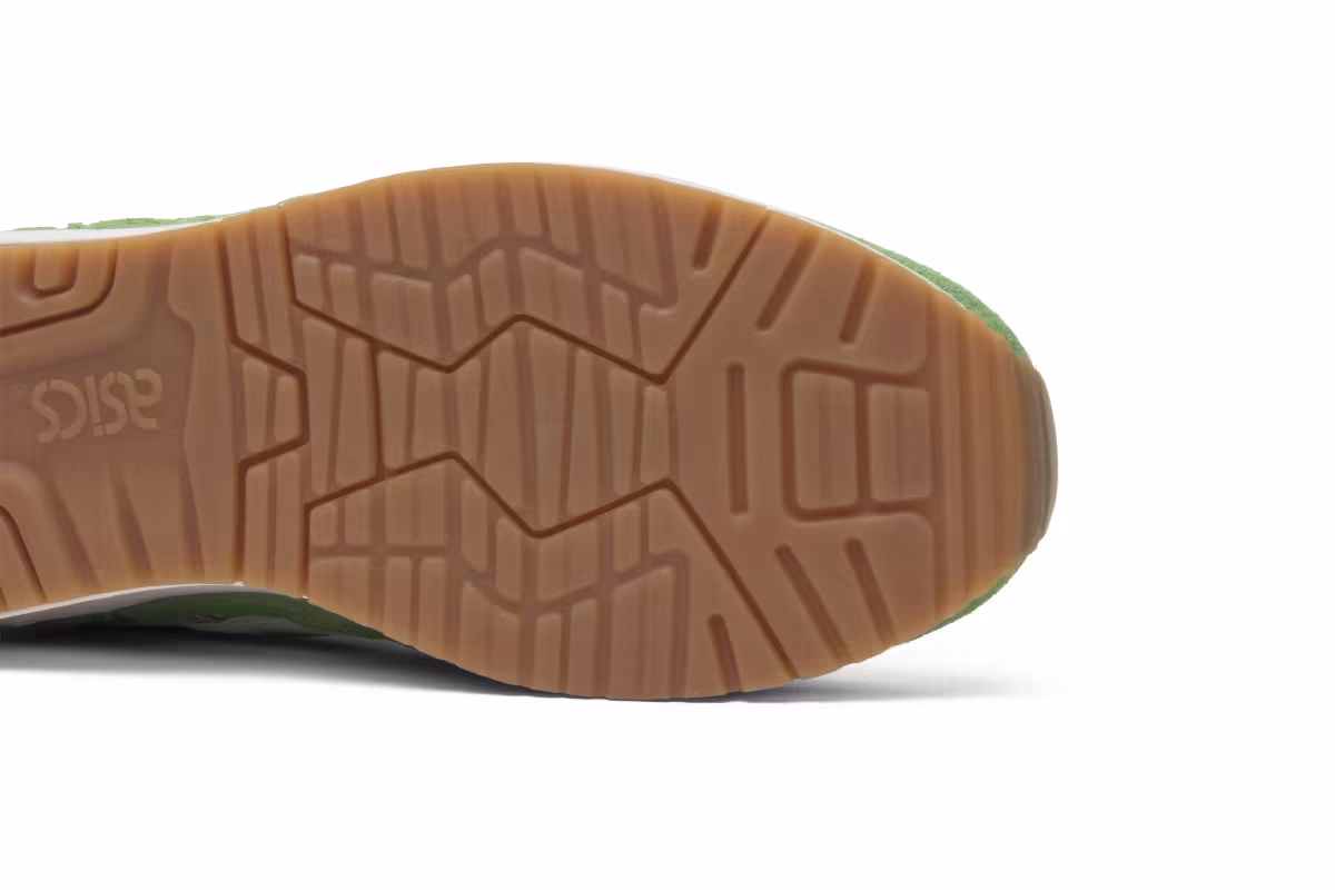 Concepts x ASICS Gel Respector Coca, view 6