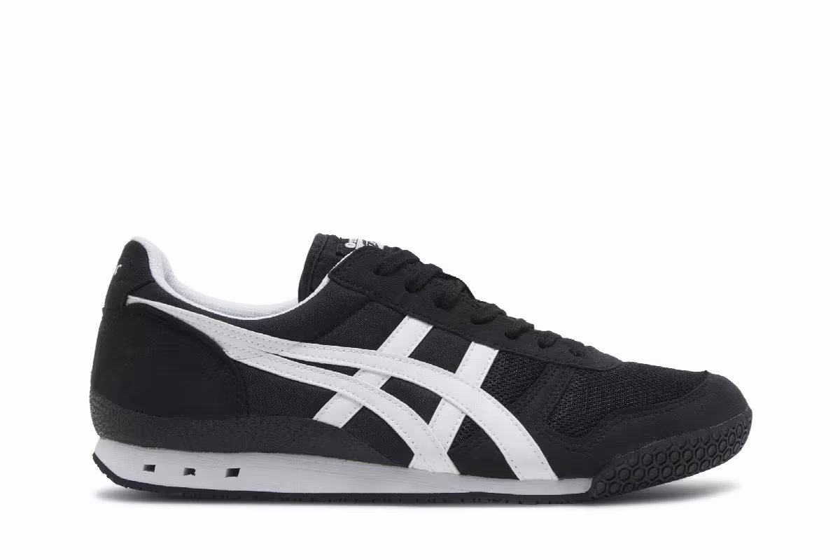 ASICS Ultimate 81 Black White, view 2
