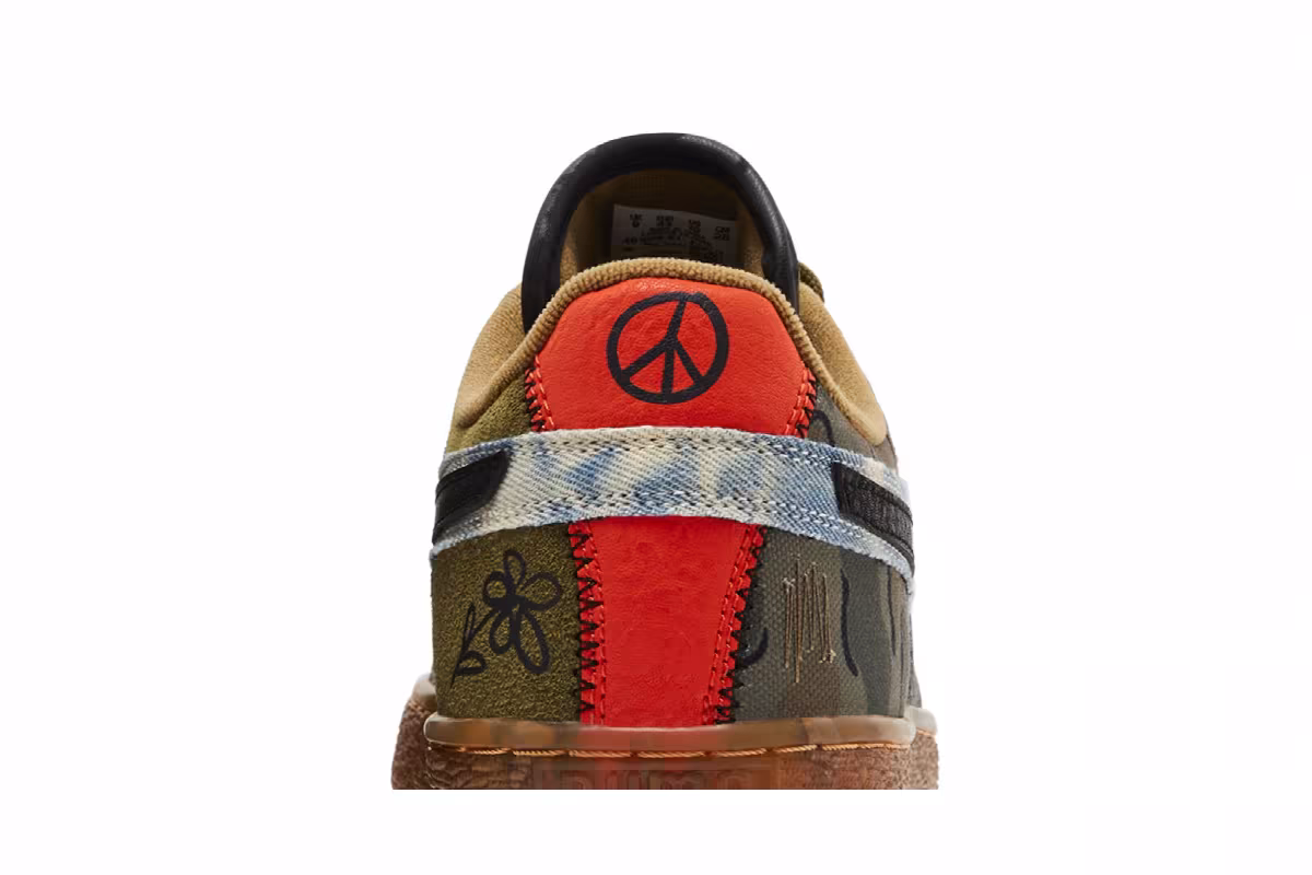 Puma Suede NYC Flagship - Peace And Love, view 8