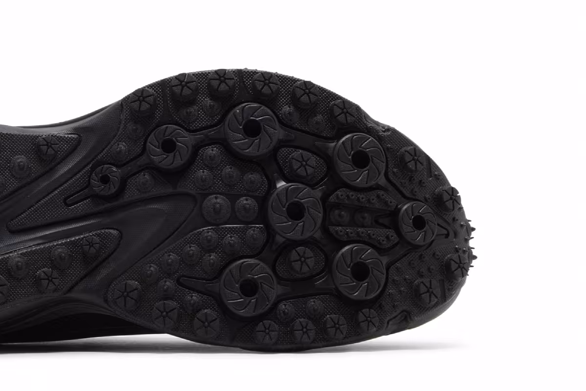 Pleasures x Puma Spirex Black, view 6
