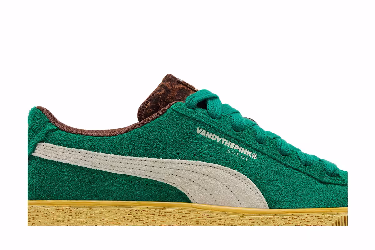 VANDYTHEPINK x Puma Suede Grassy Green, view 3