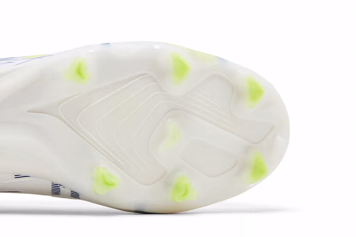 Christian Pulisic x Puma Ultra Ultimate FG AG White Clyde Royal, view 6