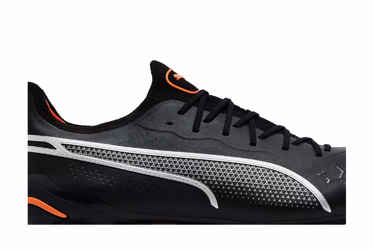 Puma King Ultimate FG AG Eclipse Pack - Black Ultra Orange, view 3