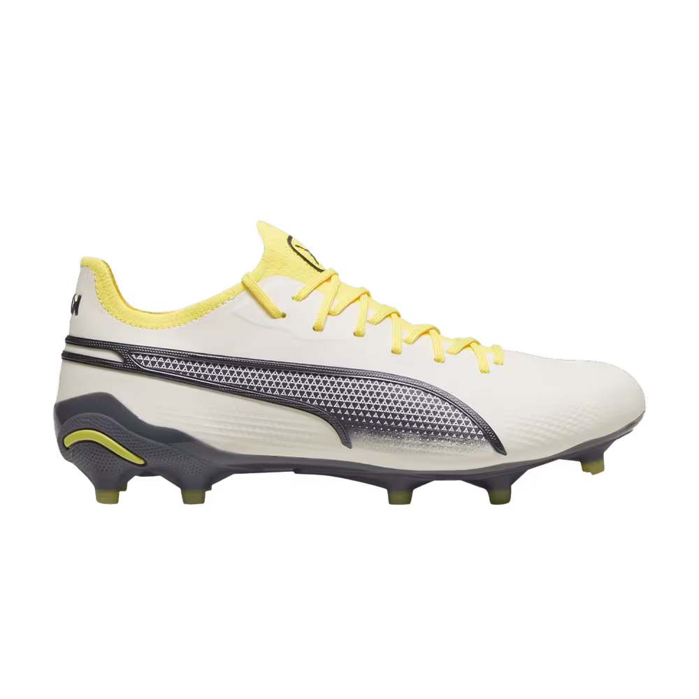 Puma Women's King Ultimate FG AG Voltage Pack
