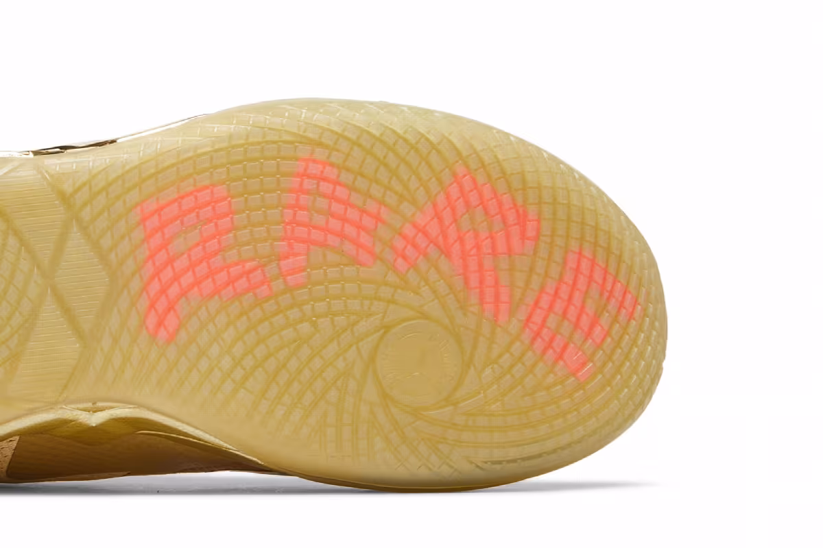 Puma MB.01 Golden Child, view 6