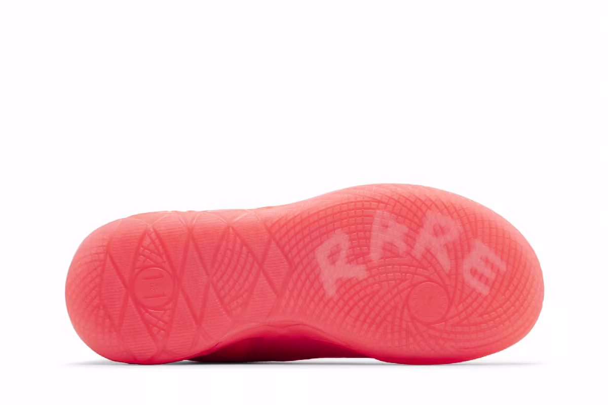 Puma MB.01 Breast Cancer Awareness, view 5