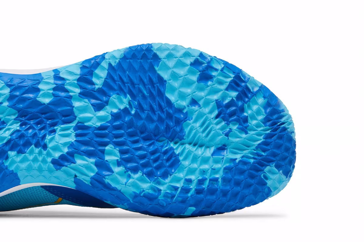 The Smurfs x Puma Playmaker Pro Jetpack, view 6