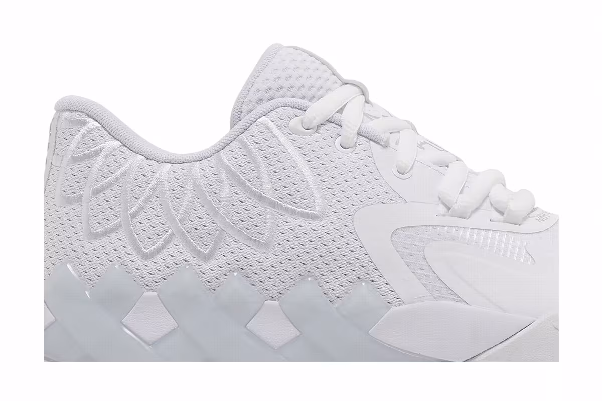 Puma MB.01 Lo Jr Team Colors - Triple White, view 3