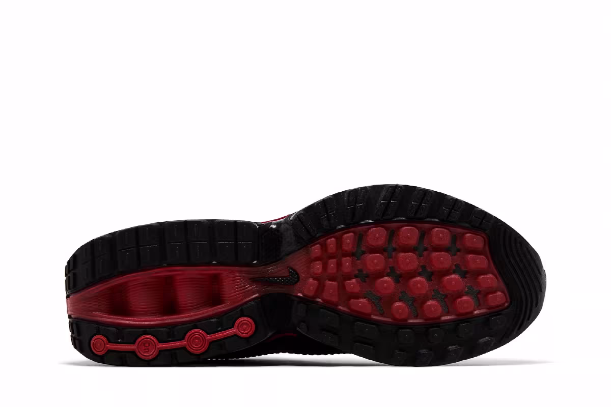Nike Air Max DN Iron Grey University Red, view 5