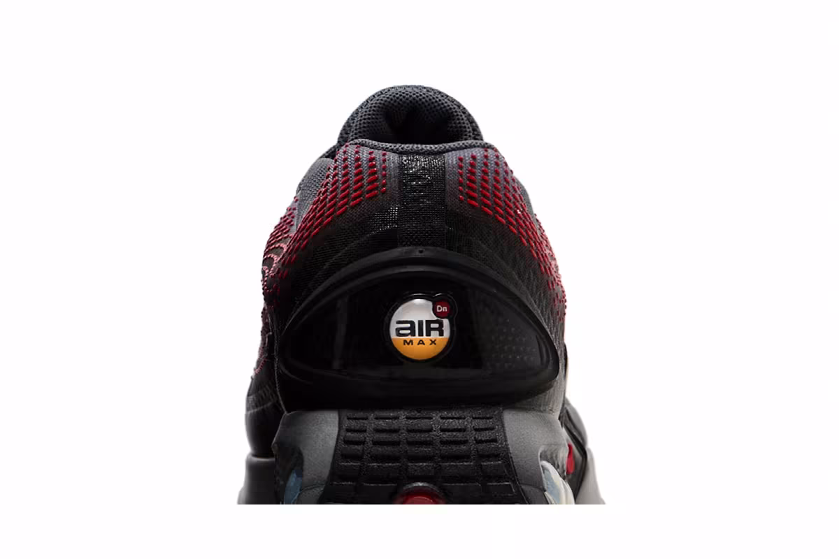 Nike Air Max DN Iron Grey University Red, view 8