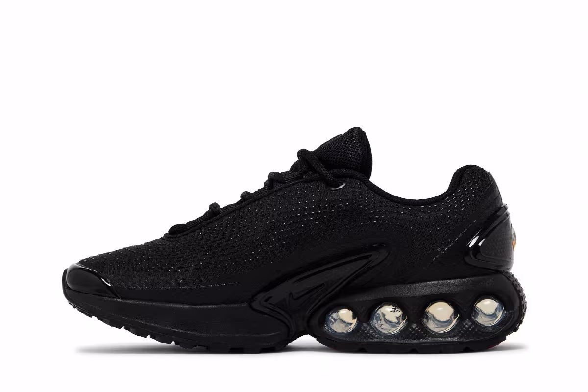 Nike Women's Air Max DN Black Metallic Dark Grey, view 4
