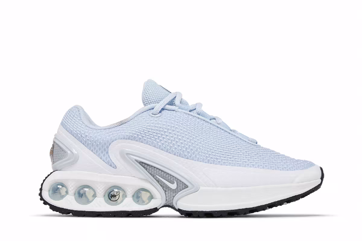 Nike Women's Air Max DN Half Blue, view 2