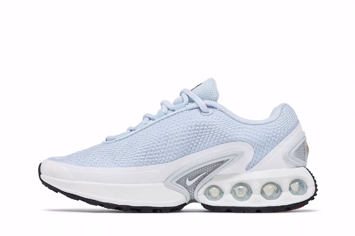 Nike Women's Air Max DN Half Blue, view 4
