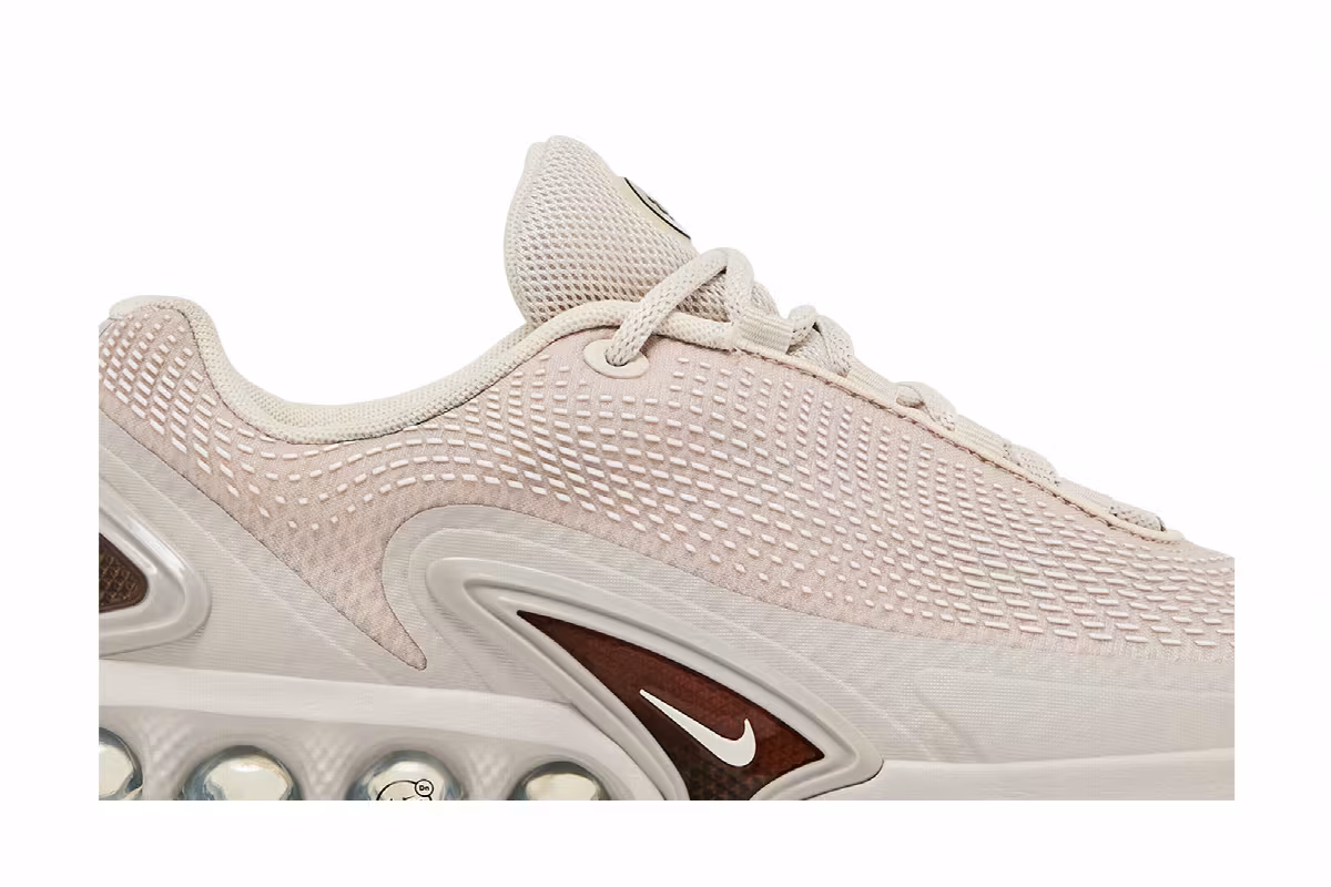 Nike Women's Air Max DN Light Orewood Brown, view 3