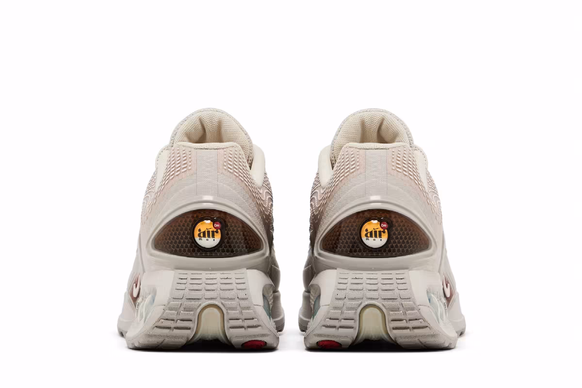 Nike Women's Air Max DN Light Orewood Brown, view 7