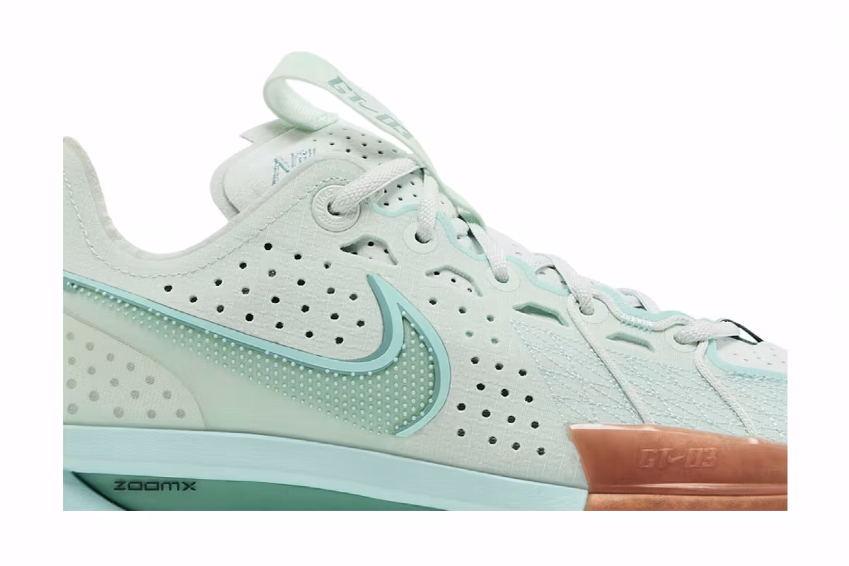 Nike Women's Air Zoom GT Cut 3 Shine Together, view 3