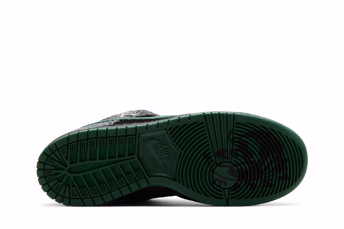 THERE Skateboards x Nike Dunk Low SB Ultra Humanized, view 5