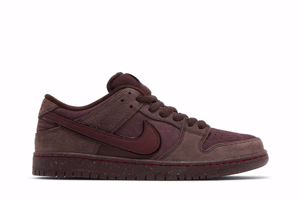 Nike Dunk Low Premium SB City of Love Collection - Burgundy Crush, view 2