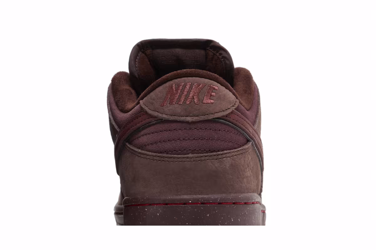 Nike Dunk Low Premium SB City of Love Collection - Burgundy Crush, view 8