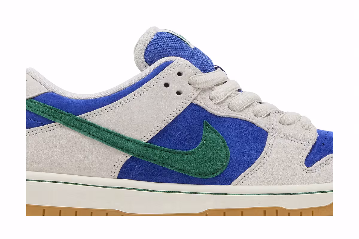 Nike Men's Dunk Low Pro SB Hyper Royal Malachite, view 3