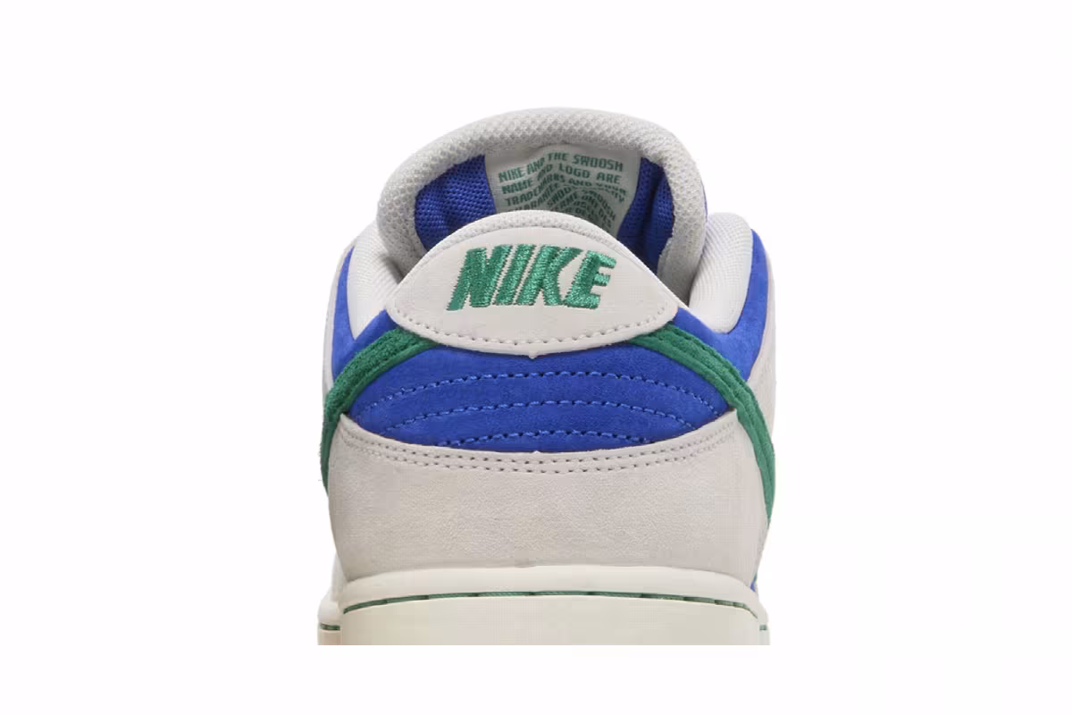 Nike Men's Dunk Low Pro SB Hyper Royal Malachite, view 8