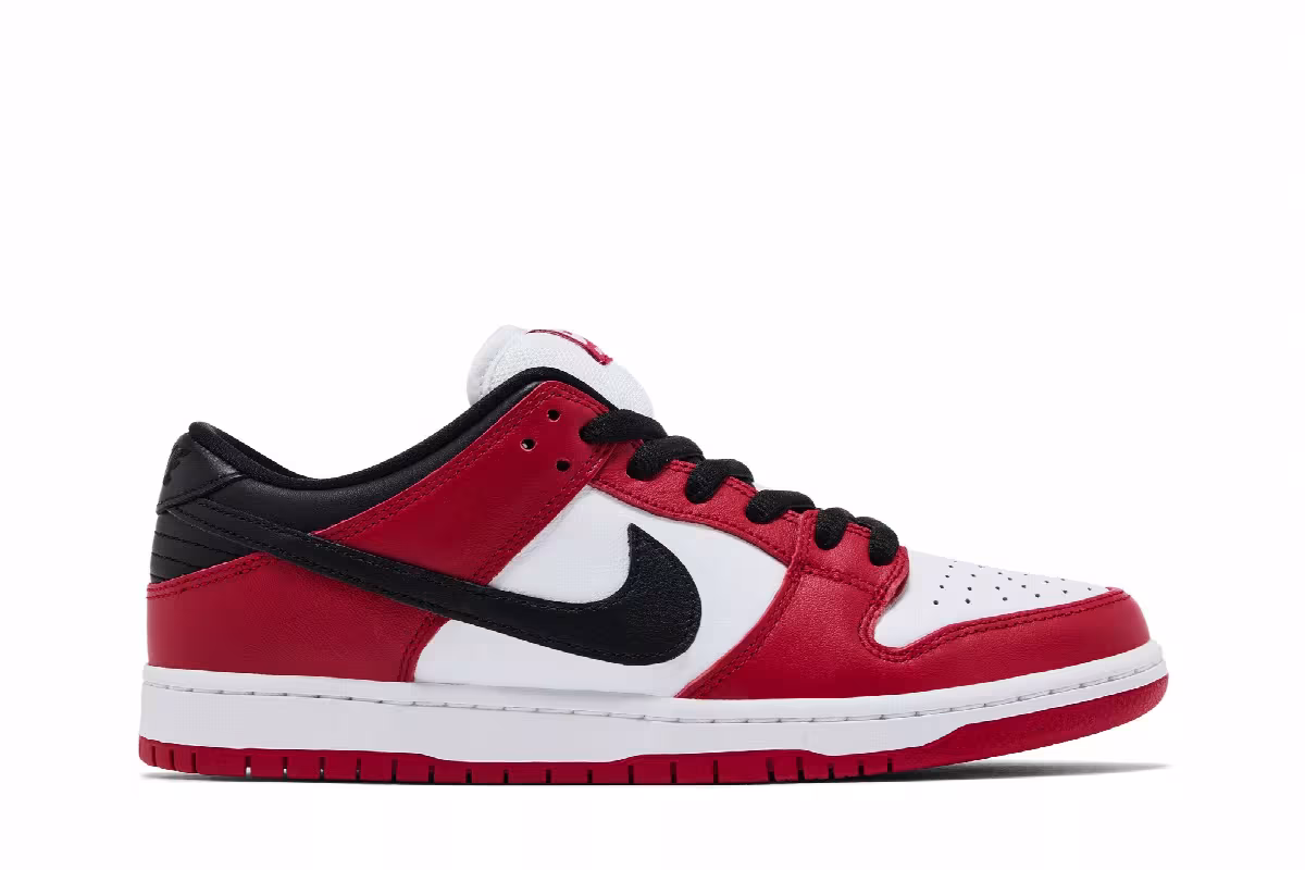 Nike Dunk Low SB J-Pack Chicago 2024, view 2