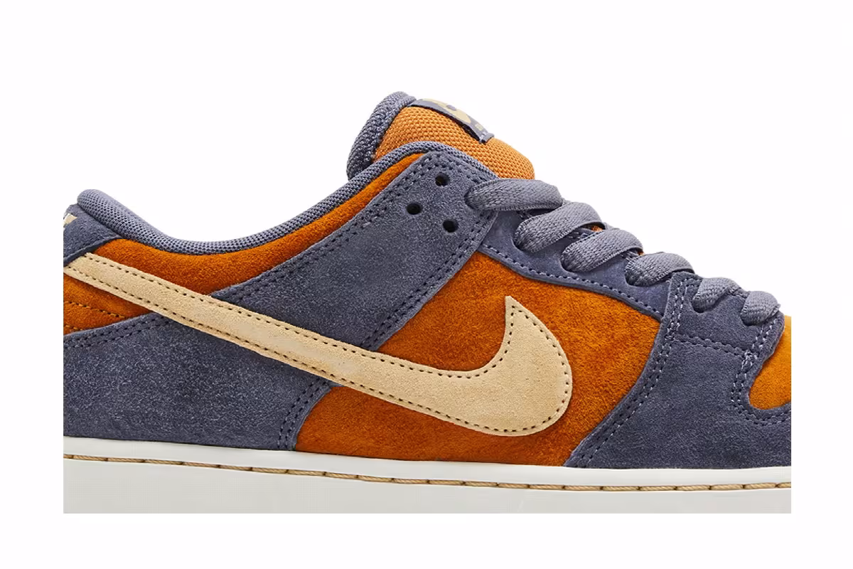 Nike Dunk Low SB Light Carbon Monarch, view 3