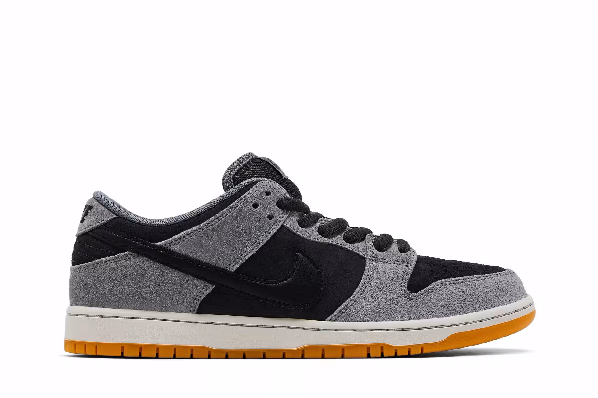 Nike Dunk Low SB Dark Smoke Grey, view 2