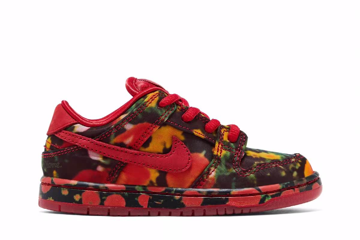 The Wizard of Oz x Nike Dunk Low SB TD Poppy Field, view 2